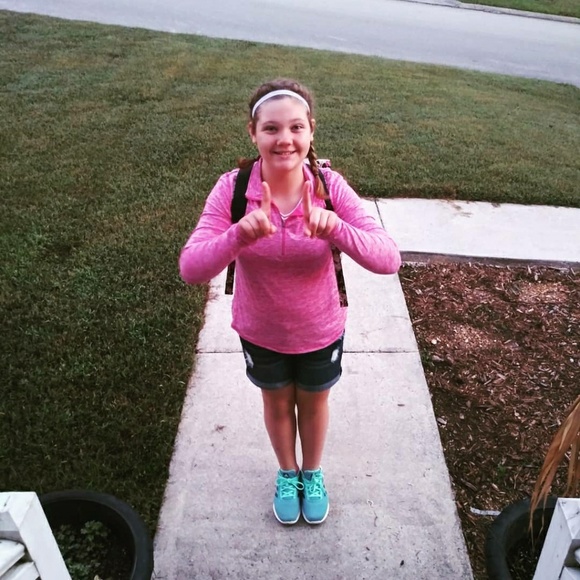 PLEASE READ! Bundle for a great deal - Picture 12 of 16